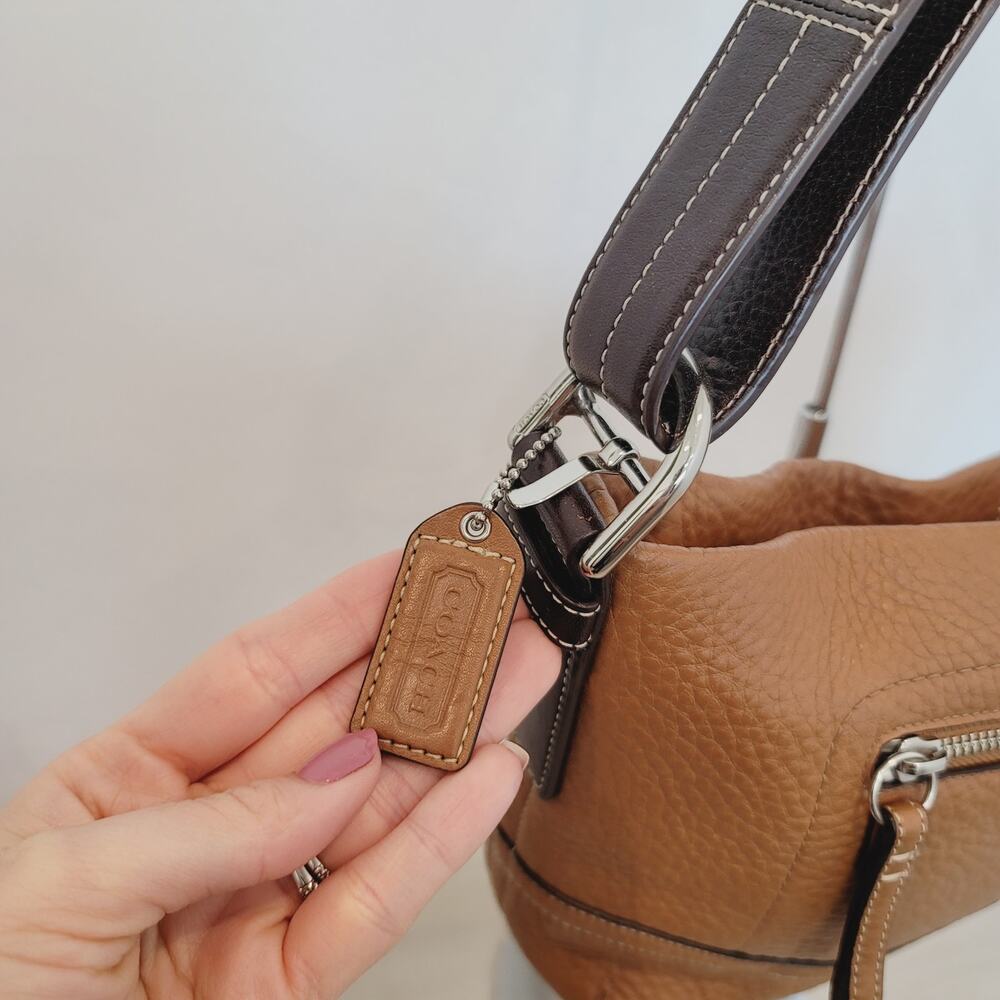 Coach Pebbled Leather Shoulder Bag Brown Tan Hobo Purse Adjustable Strap - Picture 10 of 11